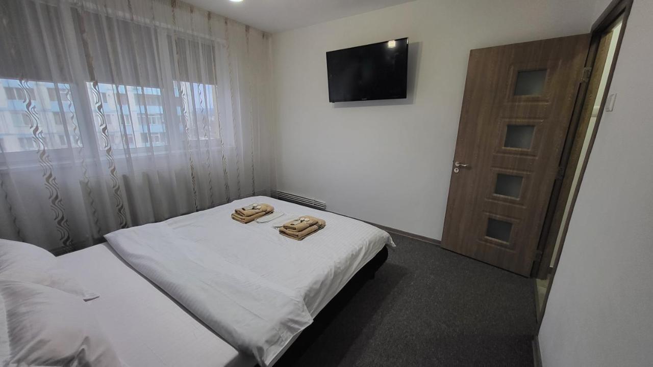 אונשטי Apartament Navi מראה חיצוני תמונה