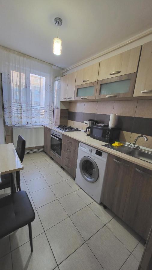 אונשטי Apartament Navi מראה חיצוני תמונה