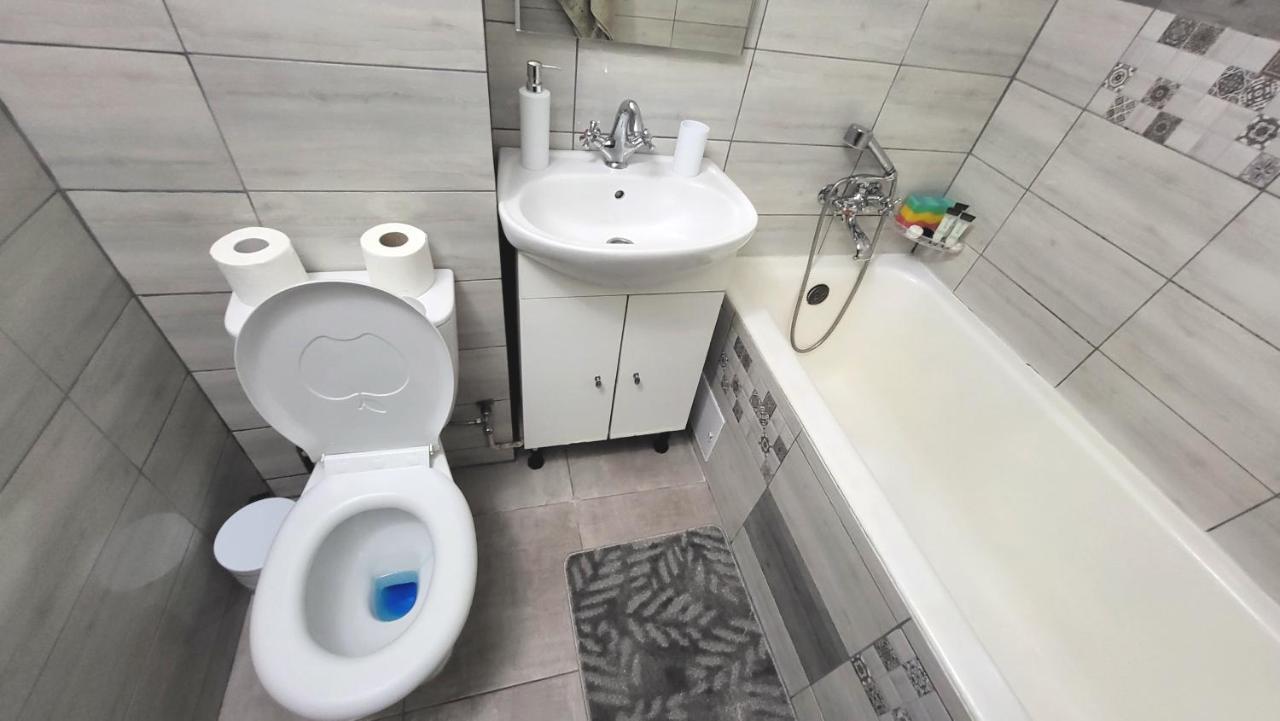 אונשטי Apartament Navi מראה חיצוני תמונה